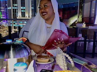 Еротичен видео чат Pretty-Ebony