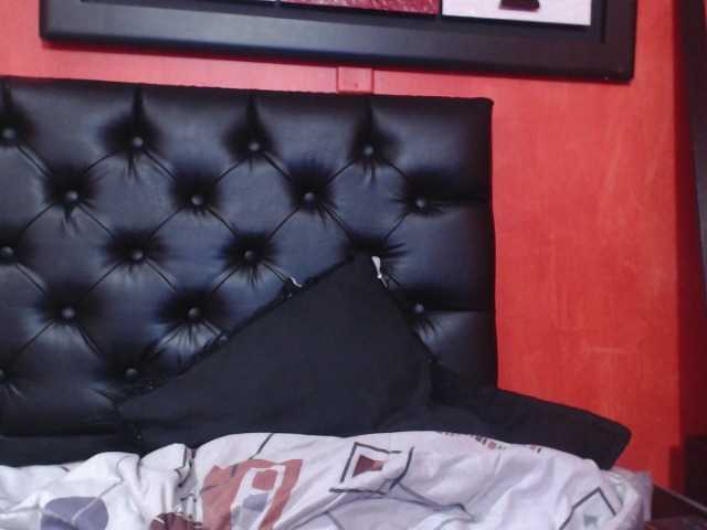 Екранни снимки на излъчване pretty-moon