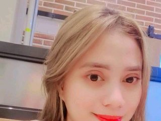 Еротичен видео чат PrettyAsianLover