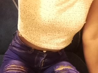 Еротичен видео чат Prettybii