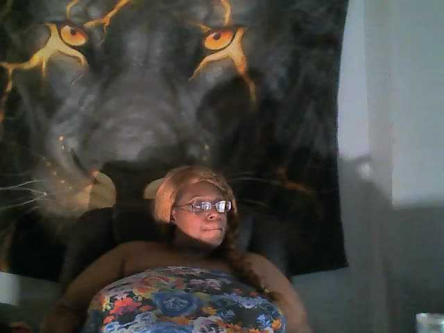 Екранни снимки на излъчване PrettyBlacc