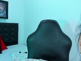 Еротичен видео чат PriscilaSmiith25