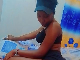 Еротичен видео чат Proudforyou