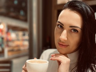Еротичен видео чат PureEnergya