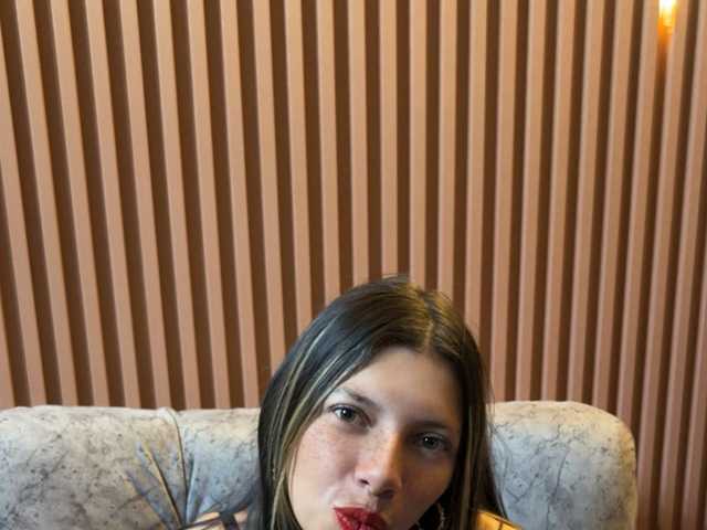 Снимка на профила queenabril