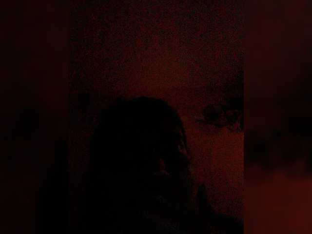 Екранни снимки на излъчване queenbabybu