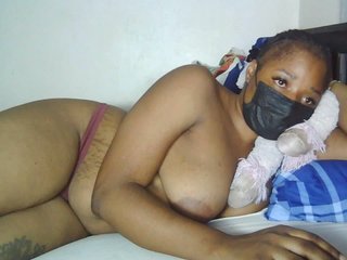 Еротичен видео чат Queenmama