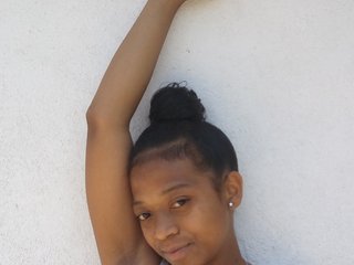 Еротичен видео чат Raissacute