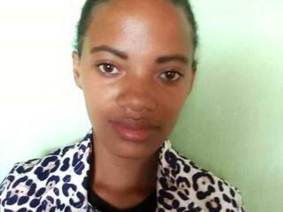 Еротичен видео чат Razafihaja