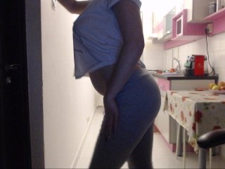 Снимки Red_rose693 5 tok/ PM @Flash Boobs (40)/ Pussy (60)/ Ass (70)/naked(100) Im on period today guys!