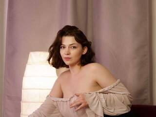 Еротичен видео чат Liralei