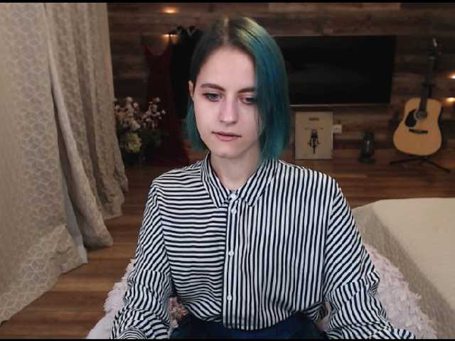 Екранни снимки на излъчване RosalynHelsin