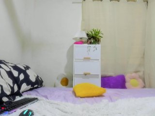 Еротичен видео чат RoseTinz45