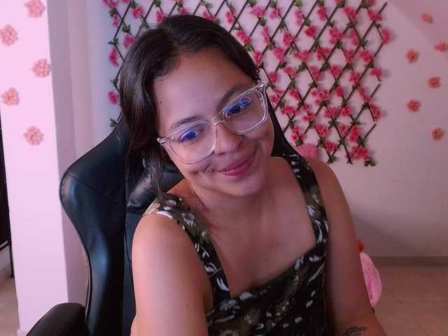 Екранни снимки на излъчване Roseviolet