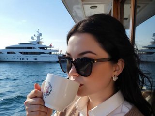 Еротичен видео чат StarryDoll