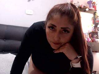 Еротичен видео чат ROUSE-22