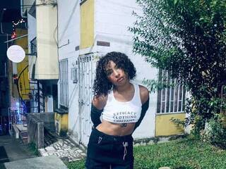 Еротичен видео чат roxane-summer