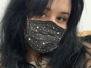Еротичен видео чат RoxiDarQs