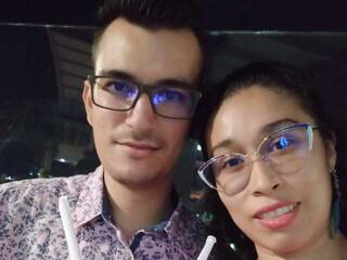 Еротичен видео чат RoxiSaul