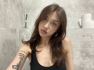 Еротичен видео чат RoxyBullet
