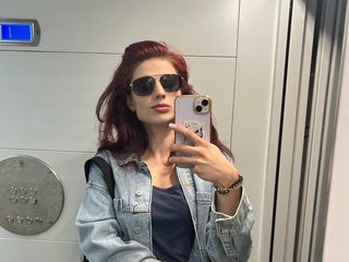 Еротичен видео чат RoxyLover