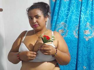 Еротичен видео чат Rubybigboobs