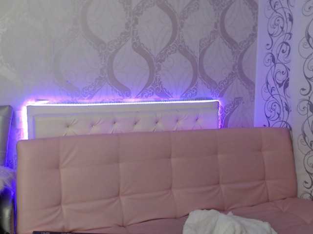 Снимки sabrina-stone welcome to my room guys !!! When I meet the goal my pussy will be so creamy and squirt 2000 2000