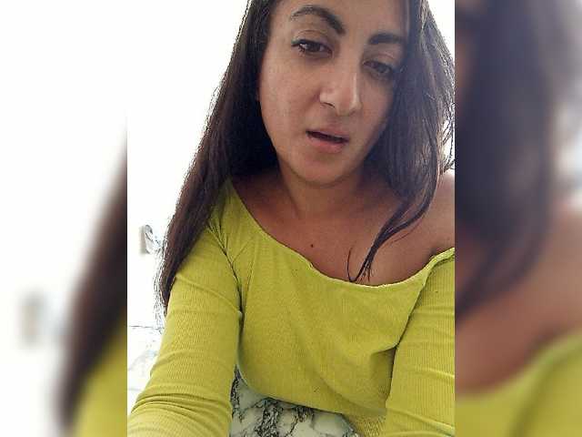 Екранни снимки на излъчване SabrinaM