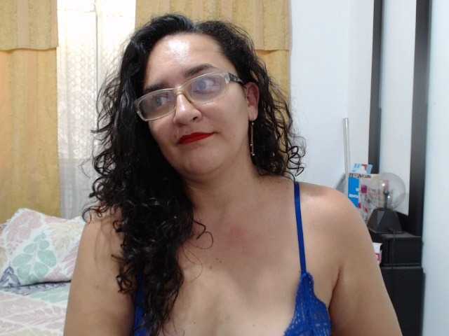 Снимки SaimaJayeb Sound during the PVT or tkns show here !!!! I love man flirtatious and very affectionate *** Make me vibrate and my Squirt is ready for you ***#lovense #squirt #mature #hairy #anal #pvt
