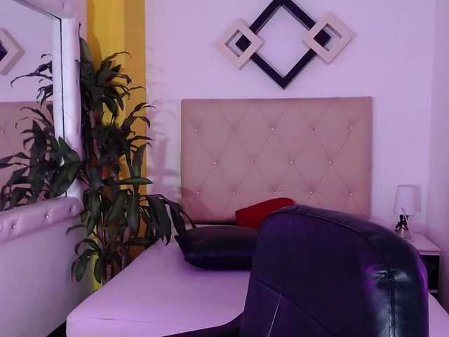 Екранни снимки на излъчване SallyDevine