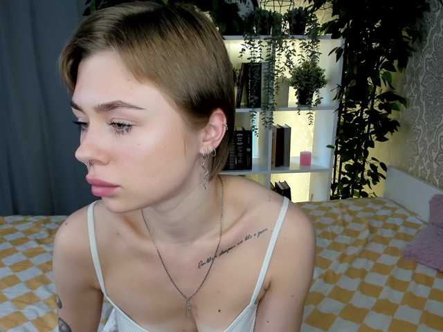 Екранни снимки на излъчване SallyHicks