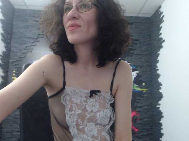 Екранни снимки на излъчване SallySnatch