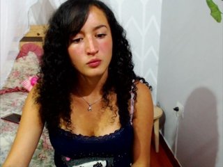 Снимки kathyhot5 welcome to my room♥ I'm #new and I want to meet you #play with me