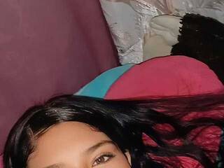 Еротичен видео чат Samarahh