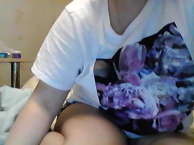 Екранни снимки на излъчване -CherryKiss-