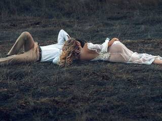 Еротичен видео чат Sara-thomas