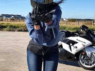 Еротичен видео чат SaraBet