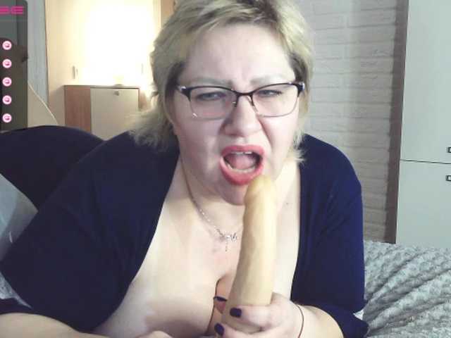 Екранни снимки на излъчване SaraDeMur