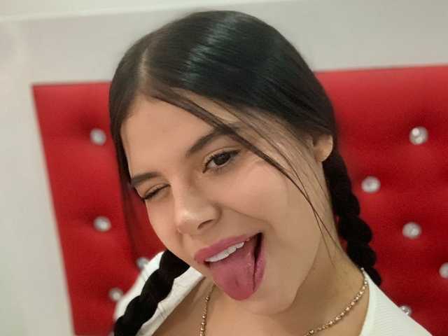 Снимка на профила SarahColliins