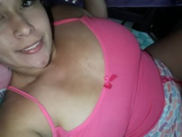 Снимка на профила Saraveryhot