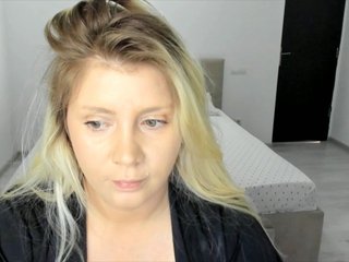 Еротичен видео чат Sarrah8