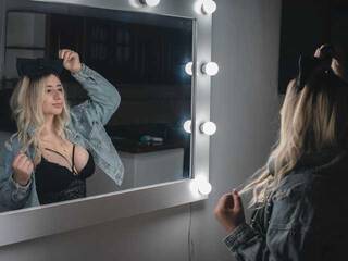 Еротичен видео чат Sasha-Lorent