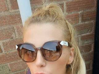 Еротичен видео чат SavageAss