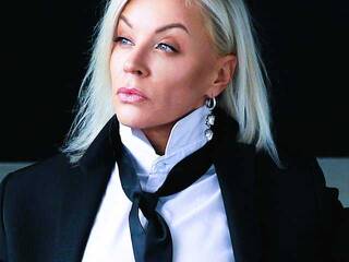 Еротичен видео чат ScarlettBliss