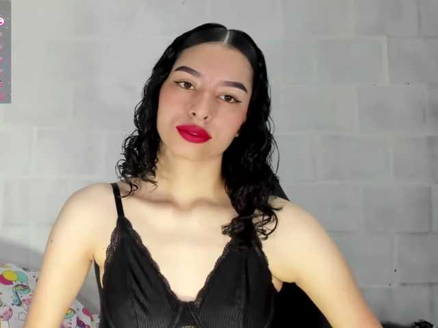 Екранни снимки на излъчване ScarlettBloom2