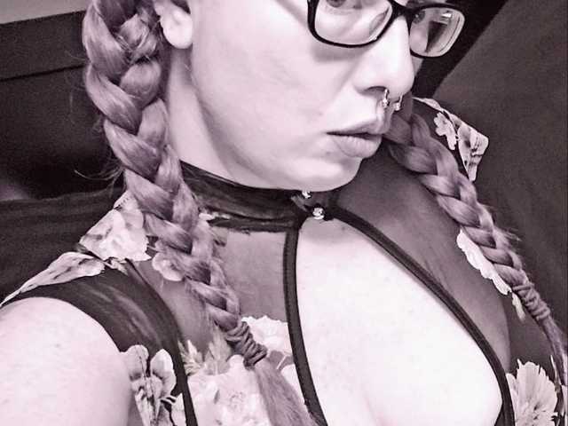 Снимка на профила ScarlettJade