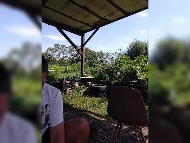 Екранни снимки на излъчване KissMyAss