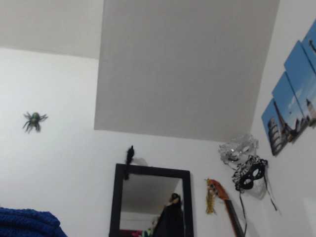 Екранни снимки на излъчване seleneh