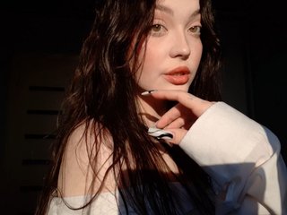 Еротичен видео чат SelinaLiem