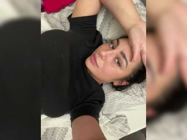 Екранни снимки на излъчване Sexbrunetka